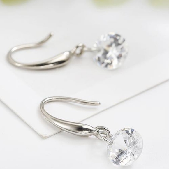 Swarovski cubic zirconia earrings for women - Picture 3 of 7